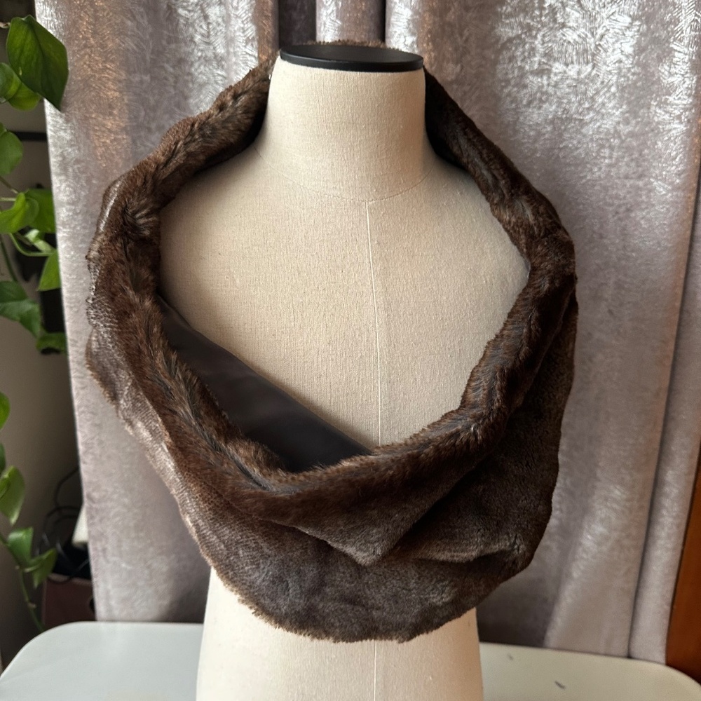 Weekend MaxMara Faux Fur Infinity Scarf